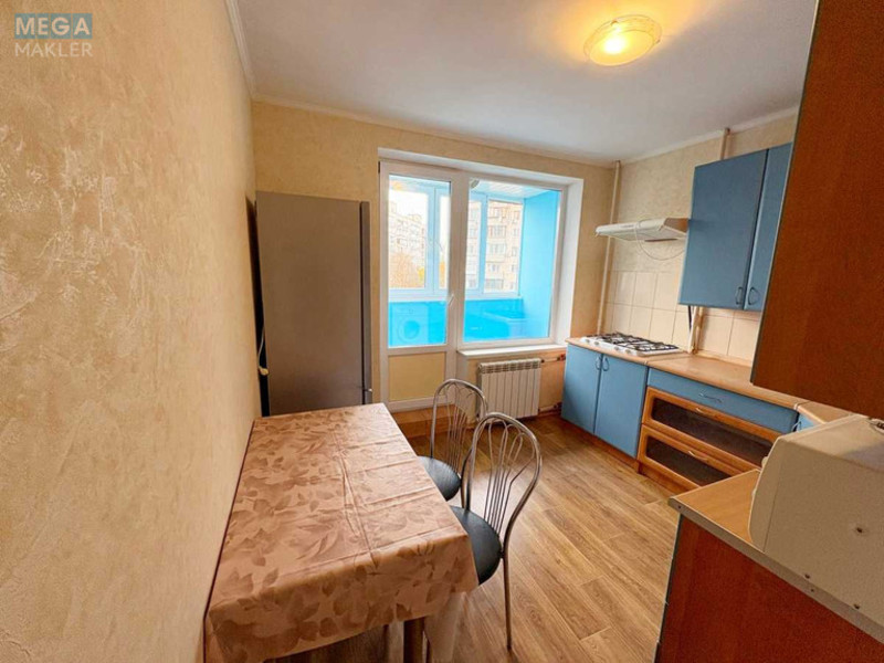 Продаж 1 кімнатної квартири (34/16/8), 3 пов. 16 пов. будинку, <a class="location-link" href="/kiev/" title="Недвижимость Київ">Київ</a>, <a class="location-link" href="/kiev/dneprovskij/" title="Недвижимость Дніпровський район">Дніпровський р-н</a>, Андрія Малишка вул., 21 (изображение 3)