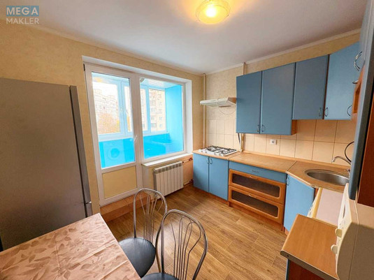Продаж 1 кімнатної квартири (34/16/8), 3 пов. 16 пов. будинку, <a class="location-link" href="/kiev/" title="Недвижимость Київ">Київ</a>, <a class="location-link" href="/kiev/dneprovskij/" title="Недвижимость Дніпровський район">Дніпровський р-н</a>, Андрія Малишка вул., 21 (изображение 4)