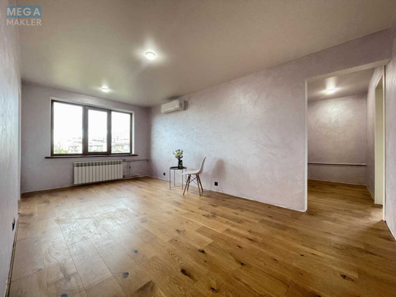 Продаж 3 кімнатної квартири (70,1/46,4/7,3), 9 пов. 9 пов. будинку, <a class="location-link" href="/kiev/" title="Недвижимость Київ">Київ</a>, <a class="location-link" href="/kiev/obolonskij/" title="Недвижимость Оболонський район">Оболонський р-н</a>, Оболонський просп., 14Б (изображение 2)