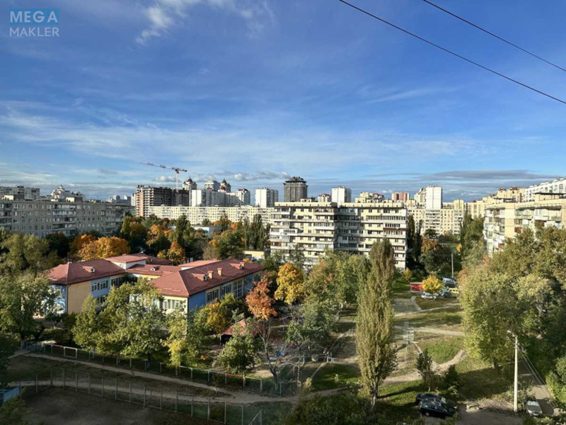 Продаж 3 кімнатної квартири (70,1/46,4/7,3), 9 пов. 9 пов. будинку, <a class="location-link" href="/kiev/" title="Недвижимость Київ">Київ</a>, <a class="location-link" href="/kiev/obolonskij/" title="Недвижимость Оболонський район">Оболонський р-н</a>, Оболонський просп., 14Б (изображение 18)
