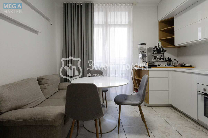 Продаж 3 кімнатної квартири (80/44/12), 9 пов. 19 пов. будинку, <a class="location-link" href="/kiev/" title="Недвижимость Київ">Київ</a>, <a class="location-link" href="/kiev/solomenskij/" title="Недвижимость Солом'янський район">Солом'янський р-н</a>, Академіка Каблукова вул., 19 (изображение 15)
