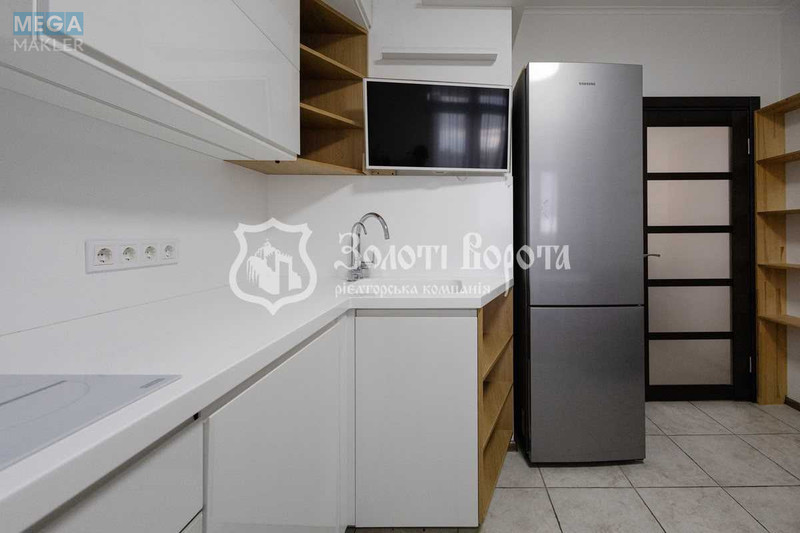 Продаж 3 кімнатної квартири (80/44/12), 9 пов. 19 пов. будинку, <a class="location-link" href="/kiev/" title="Недвижимость Київ">Київ</a>, <a class="location-link" href="/kiev/solomenskij/" title="Недвижимость Солом'янський район">Солом'янський р-н</a>, Академіка Каблукова вул., 19 (изображение 16)