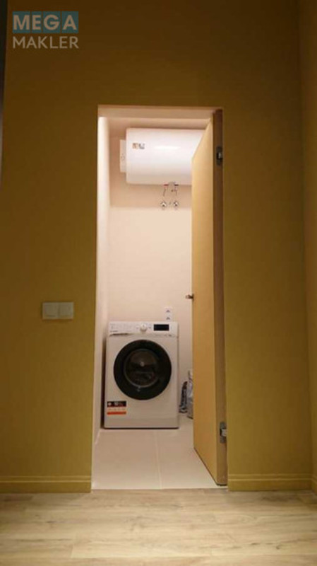Оренда 2 кімнатної квартири, <a class="location-link" href="/kiev/" title="Недвижимость Київ">Київ</a>, <a class="location-link" href="/kiev/podolskij/" title="Недвижимость Подільський район">Подільський р-н</a>, Набережно-рыбальская ул., 9 (изображение 4)