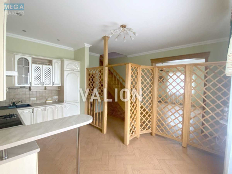 Продаж дома, 2 поверху, 235 кв.м, 6 кімнат, ділянка 11 соток, <a class="location-link" href="/velikaya-dymerka/" title="Недвижимость Велика Дімерка">Велика Димерка</a>, Парникова (изображение 5)