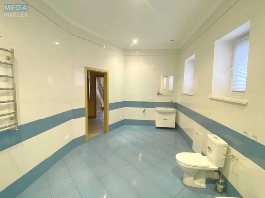 Продаж дома, 2&nbsp;поверху, 235&nbsp;кв.м, 6&nbsp;кімнат, ділянка 11&nbsp;соток, <a class="location-link" href="/velikaya-dymerka/" title="Недвижимость Велика Дімерка">Велика Димерка</a>, Парникова (изображение 6)