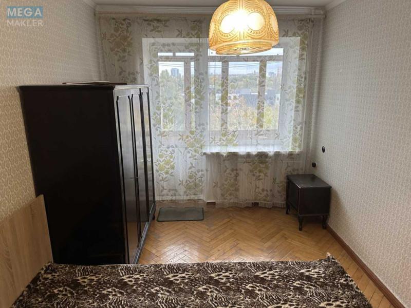 Продаж 2 кімнатної квартири (48/32/7), 7 пов. 9 пов. будинку, <a class="location-link" href="/kiev/" title="Недвижимость Київ">Київ</a>, <a class="location-link" href="/kiev/shevchenkovskij/" title="Недвижимость Шевченківський район">Шевченківський р-н</a>, Борщагівська вул., 117/125 (изображение 2)