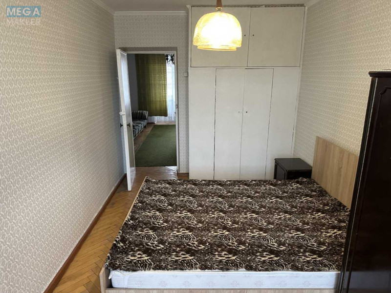 Продаж 2 кімнатної квартири (48/32/7), 7 пов. 9 пов. будинку, <a class="location-link" href="/kiev/" title="Недвижимость Київ">Київ</a>, <a class="location-link" href="/kiev/shevchenkovskij/" title="Недвижимость Шевченківський район">Шевченківський р-н</a>, Борщагівська вул., 117/125 (изображение 3)