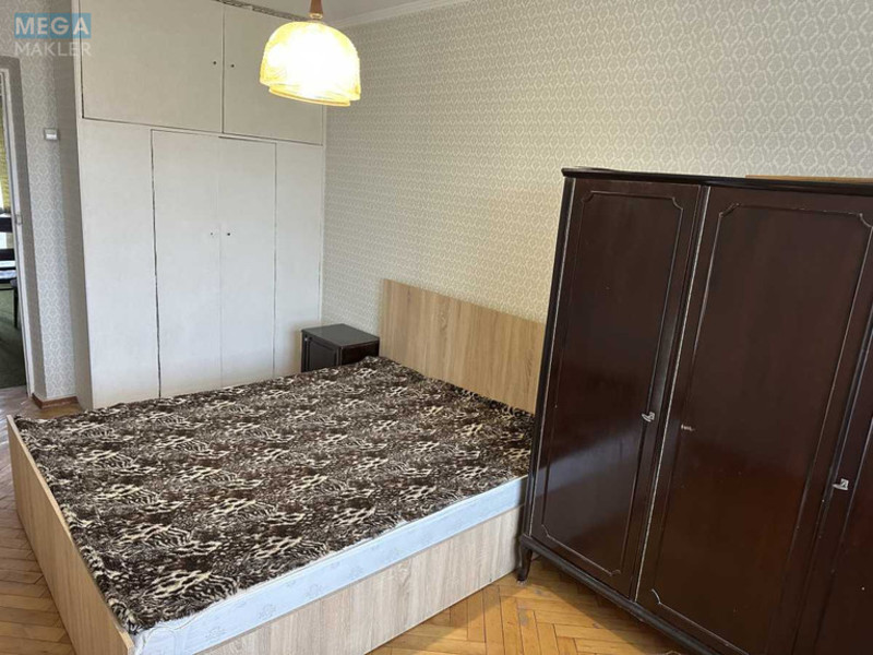 Продаж 2 кімнатної квартири (48/32/7), 7 пов. 9 пов. будинку, <a class="location-link" href="/kiev/" title="Недвижимость Київ">Київ</a>, <a class="location-link" href="/kiev/shevchenkovskij/" title="Недвижимость Шевченківський район">Шевченківський р-н</a>, Борщагівська вул., 117/125 (изображение 4)