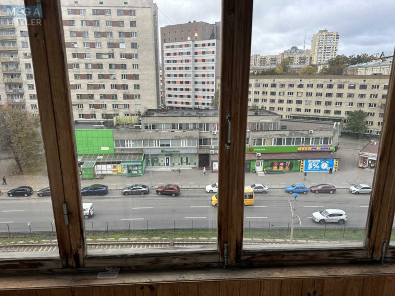 Продаж 2 кімнатної квартири (48/32/7), 7 пов. 9 пов. будинку, <a class="location-link" href="/kiev/" title="Недвижимость Київ">Київ</a>, <a class="location-link" href="/kiev/shevchenkovskij/" title="Недвижимость Шевченківський район">Шевченківський р-н</a>, Борщагівська вул., 117/125 (изображение 11)