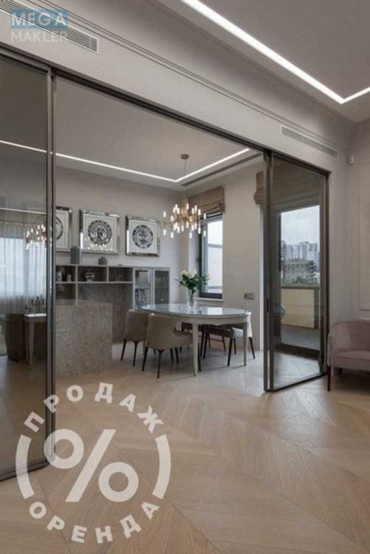 Продаж 4 кімнатної квартири (228/?/23), 5 пов. 5 пов. будинку, <a class="location-link" href="/kiev/" title="Недвижимость Київ">Київ</a>, <a class="location-link" href="/kiev/pecherskij/" title="Недвижимость Печерський район">Печерський р-н</a>, Глазунова вул., 13 (изображение 8)