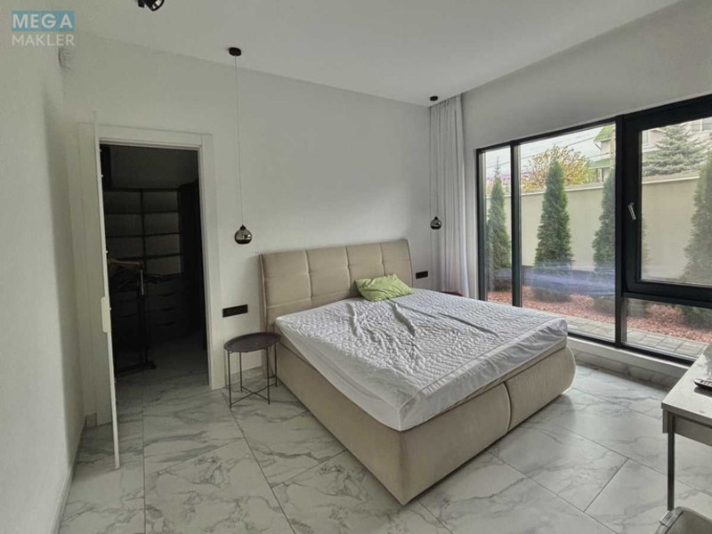 Продаж дома, 2 поверху, 291,37 кв.м, 6 кімнат, ділянка 10 соток, <a class="location-link" href="/petropavlovskaya-borshagovka/" title="Недвижимость Петропавлівська Борщагівка">Петропавлівська Борщагівка</a>, Княгини Ольги, 14 (изображение 18)