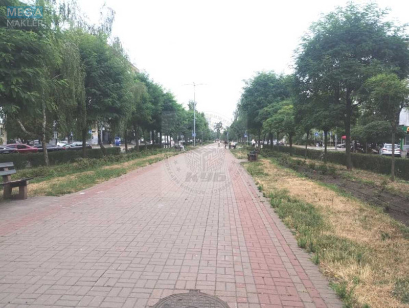 Продаж 3 кімнатної квартири (57/40/5), 5 пов. 5 пов. будинку, <a class="location-link" href="/kiev/" title="Недвижимость Київ">Київ</a>, <a class="location-link" href="/kiev/dneprovskij/" title="Недвижимость Дніпровський район">Дніпровський р-н</a>, Праці бульв., 6/14 (изображение 17)