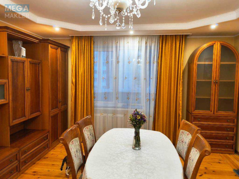 Продаж 2 кімнатної квартири (90/45/14), 3 пов. 18 пов. будинку, <a class="location-link" href="/kiev/" title="Недвижимость Київ">Київ</a>, <a class="location-link" href="/kiev/solomenskij/" title="Недвижимость Солом'янський район">Солом'янський р-н</a>, Миколи Голего вул., 5 (изображение 2)