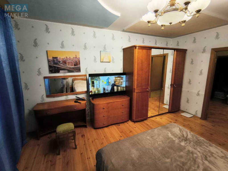 Продаж 2 кімнатної квартири (90/45/14), 3 пов. 18 пов. будинку, <a class="location-link" href="/kiev/" title="Недвижимость Київ">Київ</a>, <a class="location-link" href="/kiev/solomenskij/" title="Недвижимость Солом'янський район">Солом'янський р-н</a>, Миколи Голего вул., 5 (изображение 4)