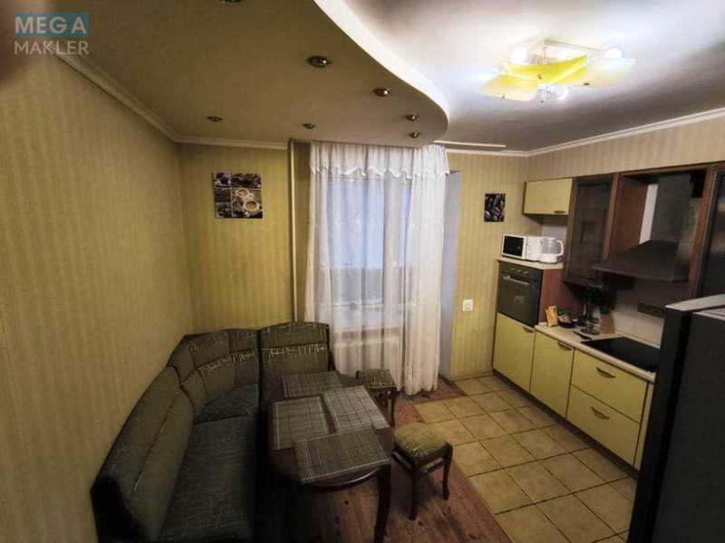 Продаж 2 кімнатної квартири (90/45/14), 3 пов. 18 пов. будинку, <a class="location-link" href="/kiev/" title="Недвижимость Київ">Київ</a>, <a class="location-link" href="/kiev/solomenskij/" title="Недвижимость Солом'янський район">Солом'янський р-н</a>, Миколи Голего вул., 5 (изображение 6)
