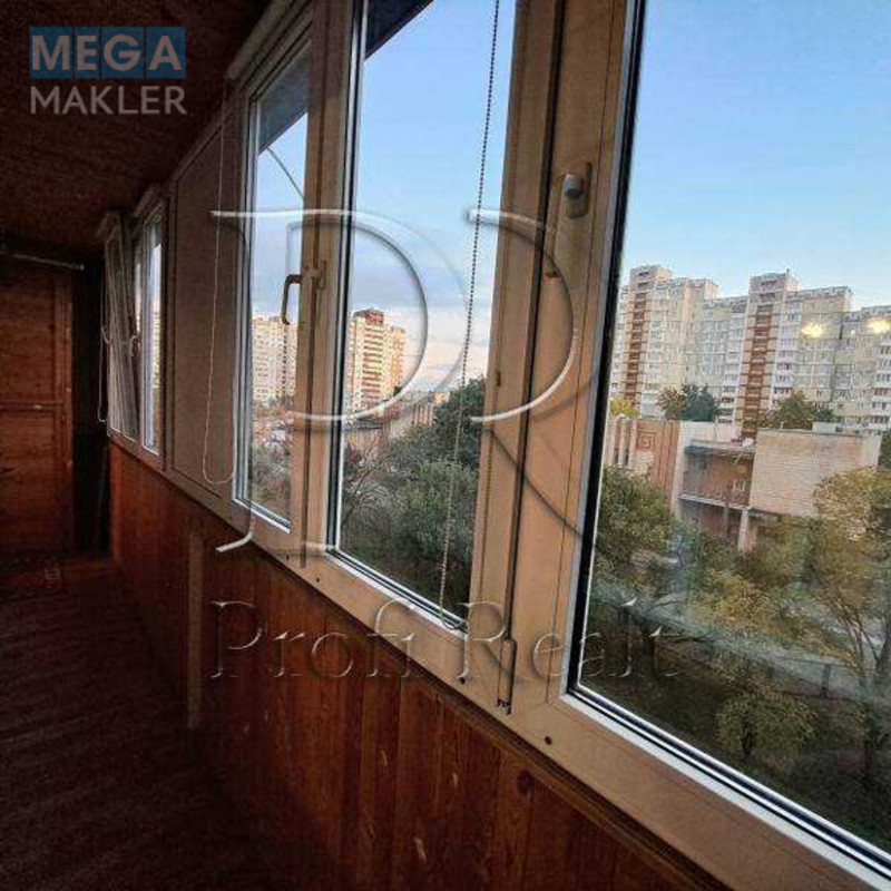 Продаж 2 кімнатної квартири (54/31/8), 4 пов. 10 пов. будинку, <a class="location-link" href="/kiev/" title="Недвижимость Київ">Київ</a>, <a class="location-link" href="/kiev/desnyanskij/" title="Недвижимость Деснянський район">Деснянський р-н</a>, Маяковського Володимира проспект, 7А (изображение 7)