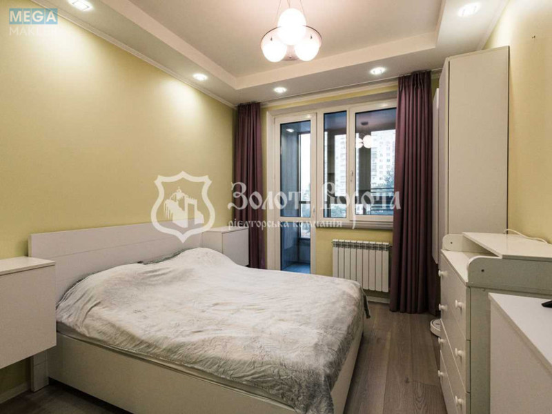 Продаж 2 кімнатної квартири (77,1/33,2/15,2), 4 пов. 18 пов. будинку, <a class="location-link" href="/kiev/" title="Недвижимость Київ">Київ</a>, <a class="location-link" href="/kiev/solomenskij/" title="Недвижимость Солом'янський район">Солом'янський р-н</a>, Патріарха Мстислава Скрипника вул., 40 (изображение 7)