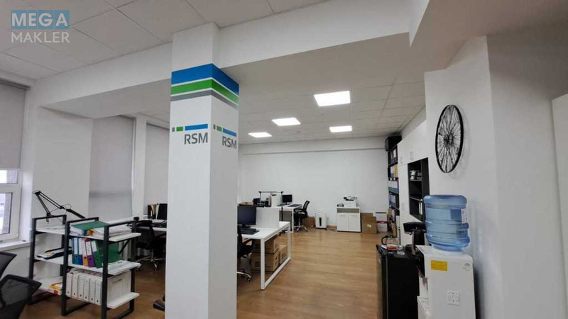 Оренда комерційної нерухомості, 103 кв.м, под офис, <a class="location-link" href="/kiev/" title="Недвижимость Київ">Київ</a>, <a class="location-link" href="/kiev/dneprovskij/" title="Недвижимость Дніпровський район">Дніпровський р-н</a>, Евгения Сверстюка ул., 11б (изображение 5)