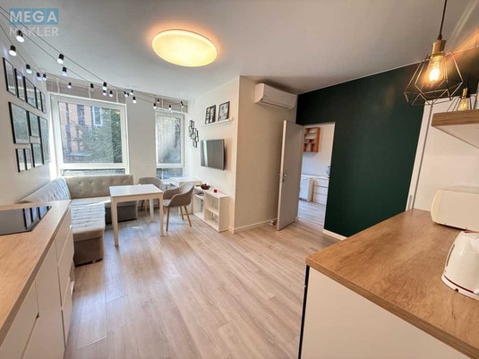 Оренда 3 кімнатної квартири, <a class="location-link" href="/kiev/" title="Недвижимость Київ">Київ</a>, <a class="location-link" href="/kiev/goloseevskij/" title="Недвижимость Голосіївський район">Голосіївський р-н</a>, Родини Кістяківських вул., 2а (изображение 2)