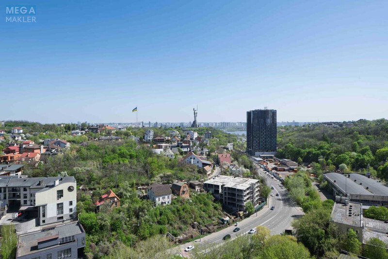 Продаж 3 кімнатної квартири (98/60/12), 16 пов. 18 пов. будинку, <a class="location-link" href="/kiev/" title="Недвижимость Київ">Київ</a>, <a class="location-link" href="/kiev/pecherskij/" title="Недвижимость Печерський район">Печерський р-н</a>, Старонаводницька вул., 8а (изображение 20)