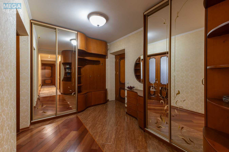 Продаж 3 кімнатної квартири (98/60/12), 16 пов. 18 пов. будинку, <a class="location-link" href="/kiev/" title="Недвижимость Київ">Київ</a>, <a class="location-link" href="/kiev/pecherskij/" title="Недвижимость Печерський район">Печерський р-н</a>, Старонаводницька вул., 8а (изображение 22)