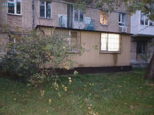Продаж 2 кімнатної квартири (44/35,1/7), 1 пов. 5 пов. будинку, <a class="location-link" href="/kiev/" title="Недвижимость Київ">Київ</a>, <a class="location-link" href="/kiev/dneprovskij/" title="Недвижимость Дніпровський район">Дніпровський р-н</a>, Соборності просп., 16 (изображение 6)