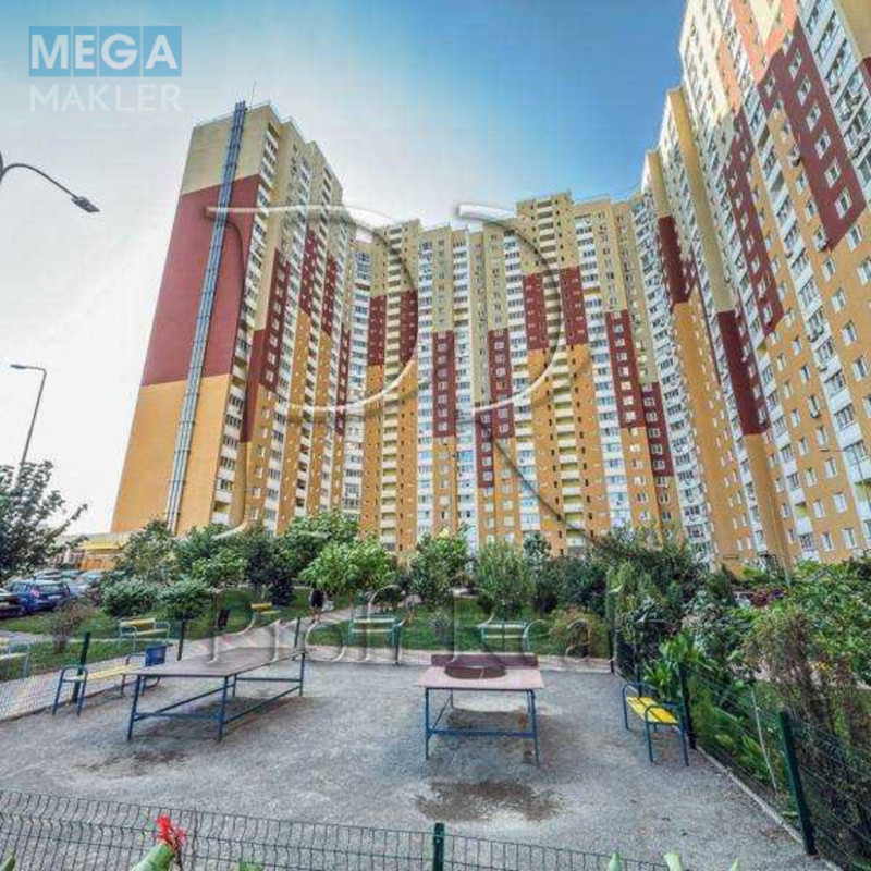 Продаж 3 кімнатної квартири (98/54/15), 12 пов. 25 пов. будинку, <a class="location-link" href="/kiev/" title="Недвижимость Київ">Київ</a>, <a class="location-link" href="/kiev/podolskij/" title="Недвижимость Подільський район">Подільський р-н</a>, Данченка Сергія вулиця, 1 (изображение 20)