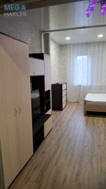 Оренда 1 кімнатної квартири, <a class="location-link" href="/kiev/" title="Недвижимость Київ">Київ</a>, <a class="location-link" href="/kiev/dneprovskij/" title="Недвижимость Дніпровський район">Дніпровський р-н</a>, Краківська вул., 27а (изображение 2)