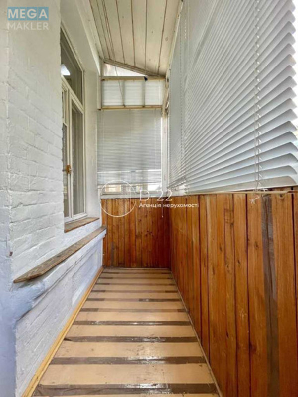 Продаж 1 кімнатної квартири (50/20/11), 3 пов. 3 пов. будинку, <a class="location-link" href="/kiev/" title="Недвижимость Київ">Київ</a>, <a class="location-link" href="/kiev/shevchenkovskij/" title="Недвижимость Шевченківський район">Шевченківський р-н</a>, Миколи Лисенка вулиця, 1 (изображение 14)