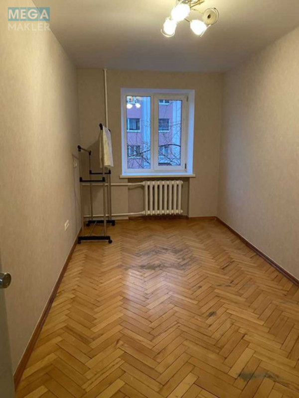 Оренда 2 кімнатної квартири, <a class="location-link" href="/kiev/" title="Недвижимость Київ">Київ</a>, <a class="location-link" href="/kiev/goloseevskij/" title="Недвижимость Голосіївський район">Голосіївський р-н</a>, Михайла Ломоносова вул., 4 (изображение 4)