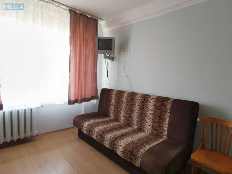 Оренда кімнати (підселення), <a class="location-link" href="/kiev/" title="Недвижимость Київ">Київ</a>, <a class="location-link" href="/kiev/svyatoshinskij/" title="Недвижимость Святошинський район">Святошинський р-н</a>, Академіка Доброхотова вул., 8 (изображение 2)