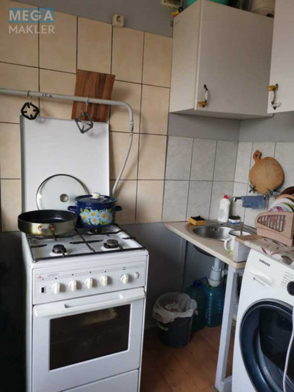 Оренда кімнати (підселення), <a class="location-link" href="/kiev/" title="Недвижимость Київ">Київ</a>, <a class="location-link" href="/kiev/svyatoshinskij/" title="Недвижимость Святошинський район">Святошинський р-н</a>, Академіка Доброхотова вул., 8 (изображение 9)