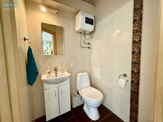 Оренда 3 кімнатної квартири, <a class="location-link" href="/kiev/" title="Недвижимость Київ">Київ</a>, <a class="location-link" href="/kiev/obolonskij/" title="Недвижимость Оболонський район">Оболонський р-н</a>, Героїв Сталінграду просп., 16в (изображение 8)