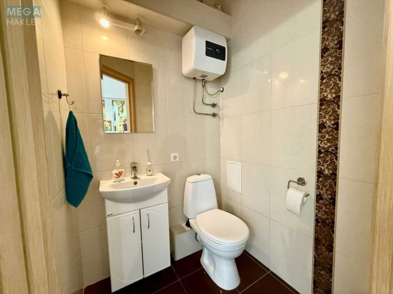 Оренда 3 кімнатної квартири, <a class="location-link" href="/kiev/" title="Недвижимость Київ">Київ</a>, <a class="location-link" href="/kiev/obolonskij/" title="Недвижимость Оболонський район">Оболонський р-н</a>, Героїв Сталінграду просп., 16в (изображение 8)
