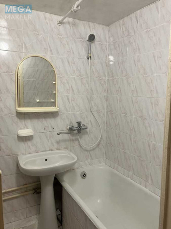 Оренда 1 кімнатної квартири, <a class="location-link" href="/kiev/" title="Недвижимость Київ">Київ</a>, <a class="location-link" href="/kiev/solomenskij/" title="Недвижимость Солом'янський район">Солом'янський р-н</a>, Волгоградская ул., 17 (изображение 7)