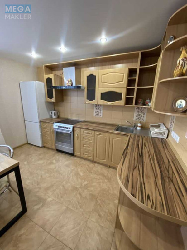 Оренда 1 кімнатної квартири, <a class="location-link" href="/dnepropetrovsk/" title="Недвижимость Дніпра">Дніпро</a>, Высоцкого, 2а (изображение 4)