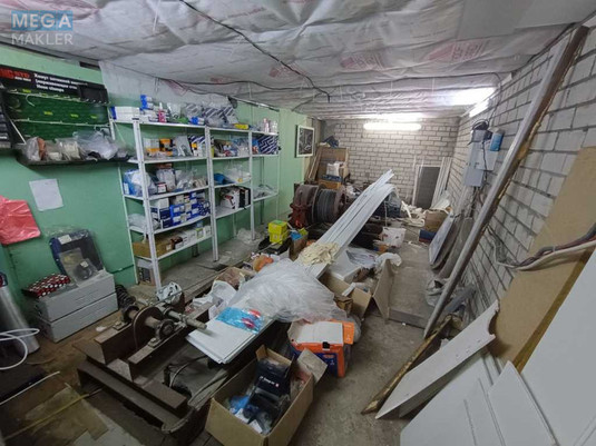 Продаж комерційної нерухомості, 270&nbsp;кв.м, <a class="location-link" href="/kiev/" title="Недвижимость Київ">Київ</a>, <a class="location-link" href="/kiev/desnyanskij/" title="Недвижимость Деснянський район">Деснянський р-н</a>, Пухівська вул., 2 (изображение 21)