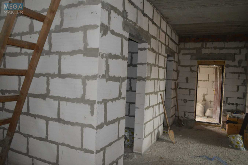 Продаж дома, 2 поверху, 250 кв.м, 5 кімнат, ділянка 9 соток, <a class="location-link" href="/nikolaevka-selo-kv-makarovskij-rajon/" title="Недвижимость Миколаївка">Миколаївка</a>, Садова, 22 (изображение 8)