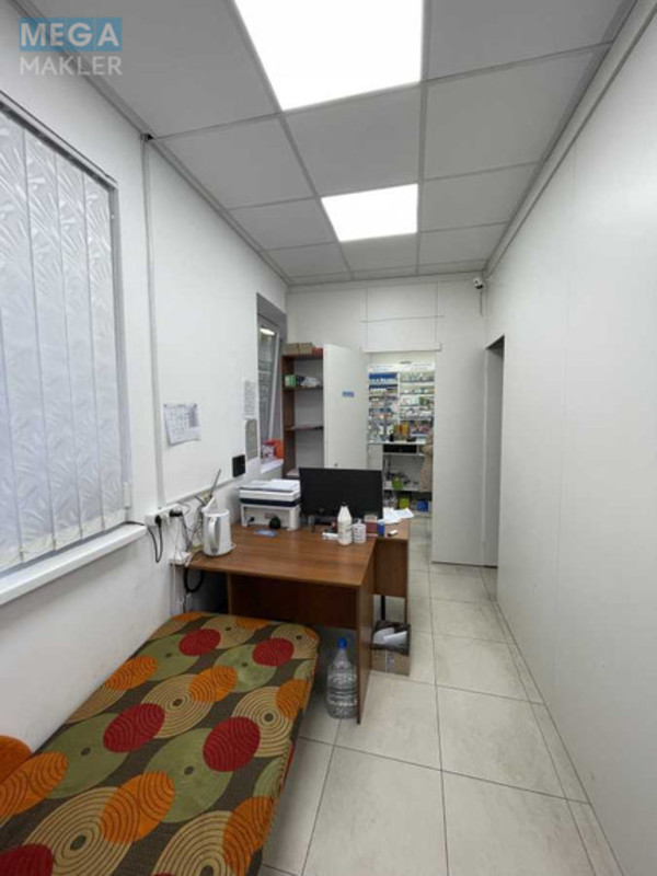 Оренда комерційної нерухомості, 61 кв.м, под магазин, <a class="location-link" href="/kiev/" title="Недвижимость Київ">Київ</a>, <a class="location-link" href="/kiev/pecherskij/" title="Недвижимость Печерський район">Печерський р-н</a>, Професора Підвисоцького вул., 5 (изображение 7)