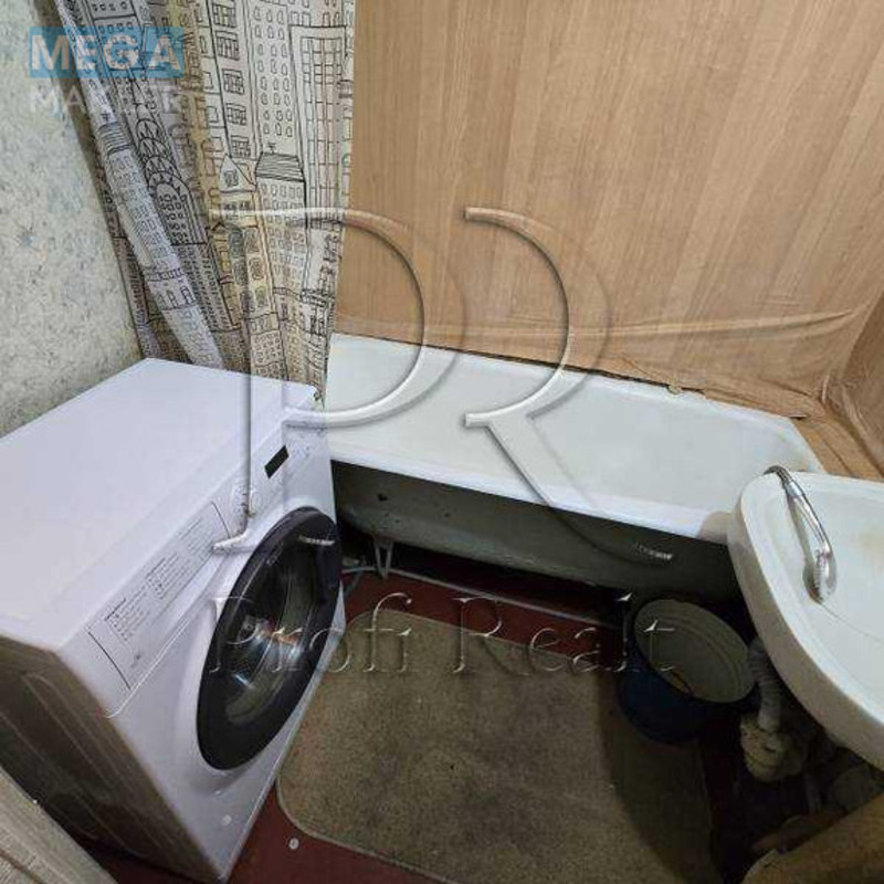 Продаж 1 кімнатної квартири (38/19/8), 2 пов. 9 пов. будинку, <a class="location-link" href="/kiev/" title="Недвижимость Київ">Київ</a>, <a class="location-link" href="/kiev/svyatoshinskij/" title="Недвижимость Святошинський район">Святошинський р-н</a>, Булгакова вулиця, 8А (изображение 9)