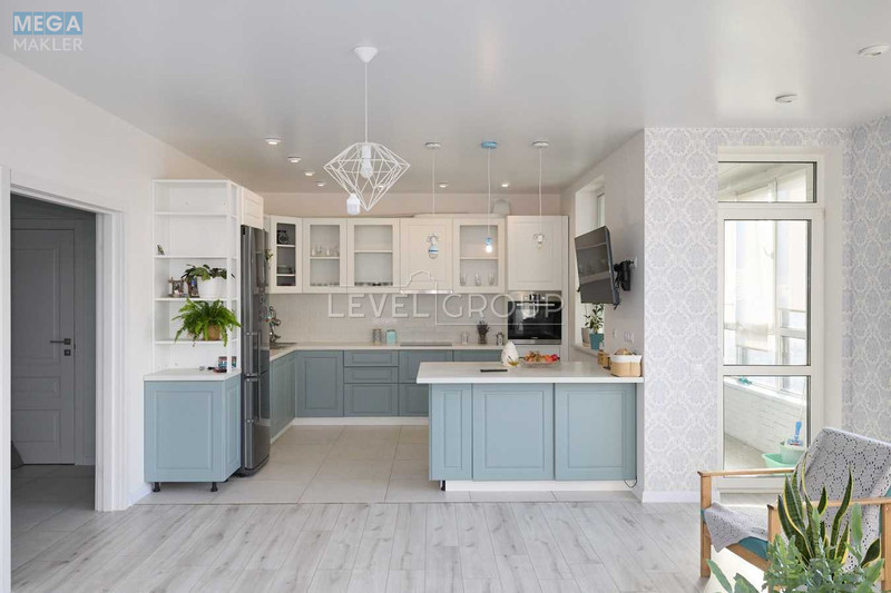 Продаж 4 кімнатної квартири (125/50/42), 18 пов. 25 пов. будинку, <a class="location-link" href="/kiev/" title="Недвижимость Київ">Київ</a>, <a class="location-link" href="/kiev/podolskij/" title="Недвижимость Подільський район">Подільський р-н</a>, Родини Крістерів вул., 20 (изображение 2)