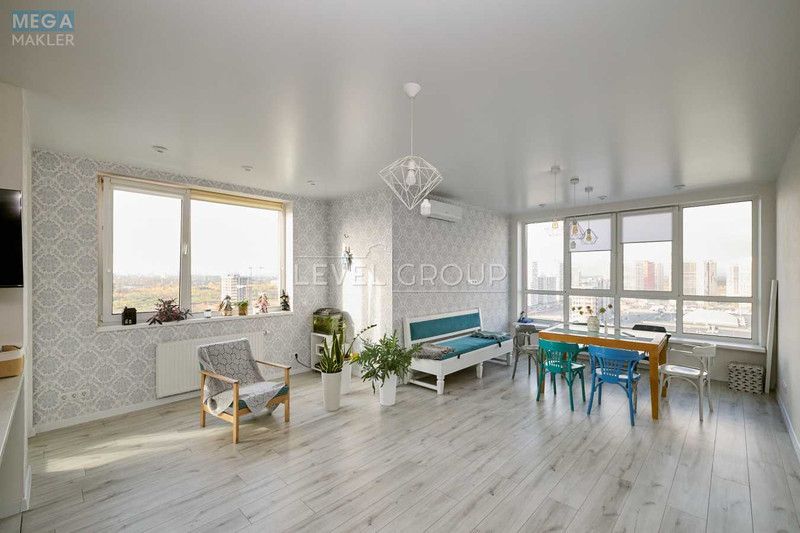 Продаж 4 кімнатної квартири (125/50/42), 18 пов. 25 пов. будинку, <a class="location-link" href="/kiev/" title="Недвижимость Київ">Київ</a>, <a class="location-link" href="/kiev/podolskij/" title="Недвижимость Подільський район">Подільський р-н</a>, Родини Крістерів вул., 20 (изображение 6)
