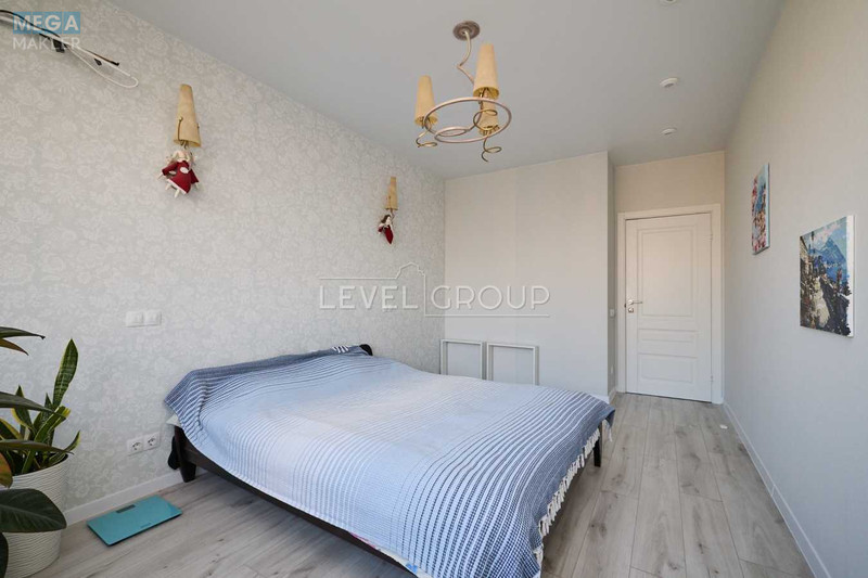 Продаж 4 кімнатної квартири (125/50/42), 18 пов. 25 пов. будинку, <a class="location-link" href="/kiev/" title="Недвижимость Київ">Київ</a>, <a class="location-link" href="/kiev/podolskij/" title="Недвижимость Подільський район">Подільський р-н</a>, Родини Крістерів вул., 20 (изображение 10)