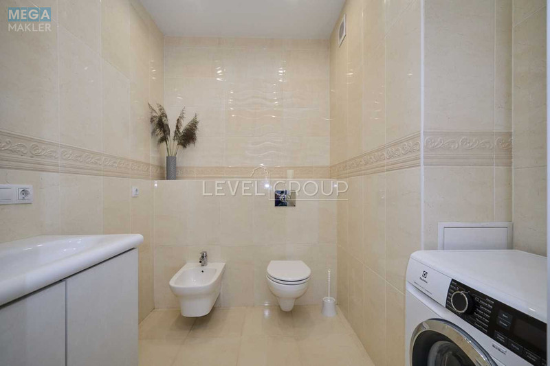 Продаж 4 кімнатної квартири (125/50/42), 18 пов. 25 пов. будинку, <a class="location-link" href="/kiev/" title="Недвижимость Київ">Київ</a>, <a class="location-link" href="/kiev/podolskij/" title="Недвижимость Подільський район">Подільський р-н</a>, Родини Крістерів вул., 20 (изображение 12)