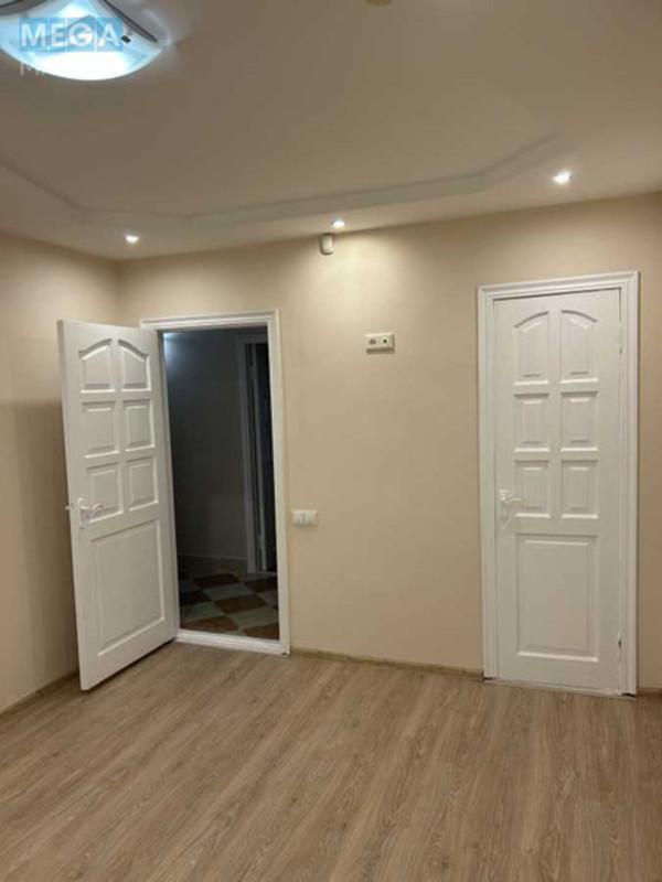 Оренда комерційної нерухомості, 50 кв.м, под магазин, <a class="location-link" href="/odessa/" title="Недвижимость Одеса">Одеса</a>, <a class="location-link" href="/odessa/malinovskij/" title="Недвижимость Малиновський район">Малиновський р-н</a>, Академика Филатова (изображение 8)