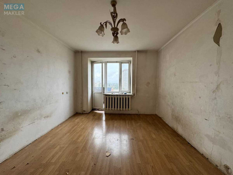 Продаж 3 кімнатної квартири (72/41/8), 9 пов. 10 пов. будинку, <a class="location-link" href="/kiev/" title="Недвижимость Київ">Київ</a>, <a class="location-link" href="/kiev/dneprovskij/" title="Недвижимость Дніпровський район">Дніпровський р-н</a>, Астраханская ул., 3 (изображение 3)