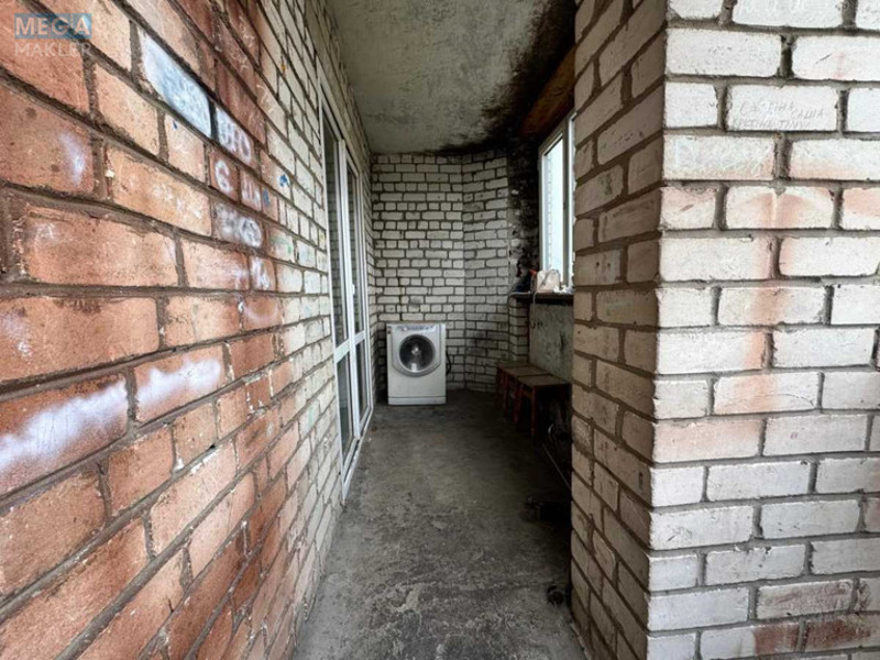 Продаж 3 кімнатної квартири (72/41/8), 9 пов. 10 пов. будинку, <a class="location-link" href="/kiev/" title="Недвижимость Київ">Київ</a>, <a class="location-link" href="/kiev/dneprovskij/" title="Недвижимость Дніпровський район">Дніпровський р-н</a>, Астраханская ул., 3 (изображение 4)