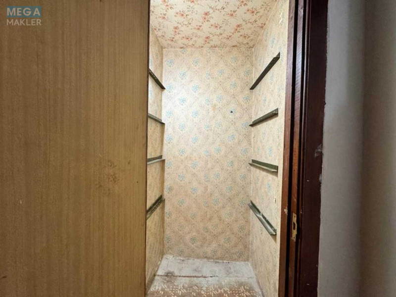 Продаж 3 кімнатної квартири (72/41/8), 9 пов. 10 пов. будинку, <a class="location-link" href="/kiev/" title="Недвижимость Київ">Київ</a>, <a class="location-link" href="/kiev/dneprovskij/" title="Недвижимость Дніпровський район">Дніпровський р-н</a>, Астраханская ул., 3 (изображение 11)