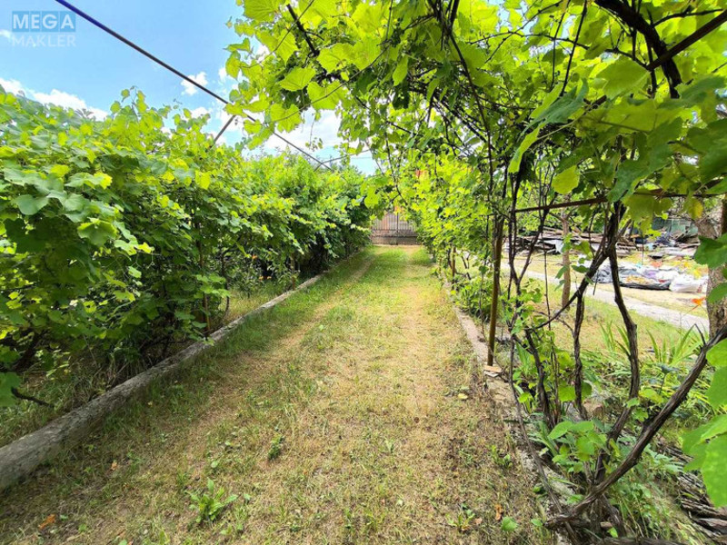 Продаж дома, 2 поверху, 350 кв.м, 6 кімнат, ділянка 8 соток, <a class="location-link" href="/nikolaevka-selo-kv-makarovskij-rajon/" title="Недвижимость Миколаївка">Миколаївка</a>, миколаївська (изображение 2)