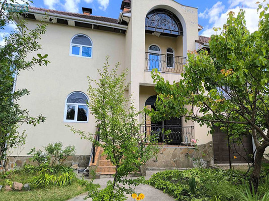 Продаж дома, 2&nbsp;поверху, 350&nbsp;кв.м, 6&nbsp;кімнат, ділянка 8&nbsp;соток, <a class="location-link" href="/nikolaevka-selo-kv-makarovskij-rajon/" title="Недвижимость Миколаївка">Миколаївка</a>, миколаївська (изображение 23)